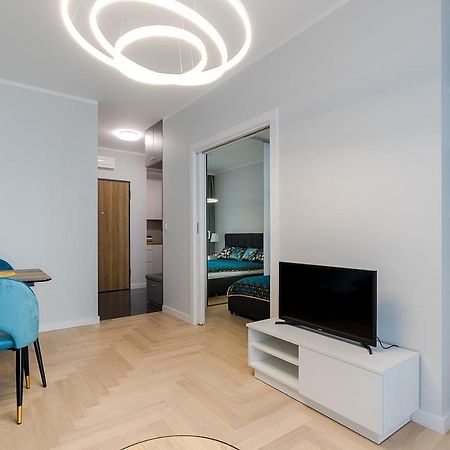 Wola Luxe Apartment Warschau Buitenkant foto