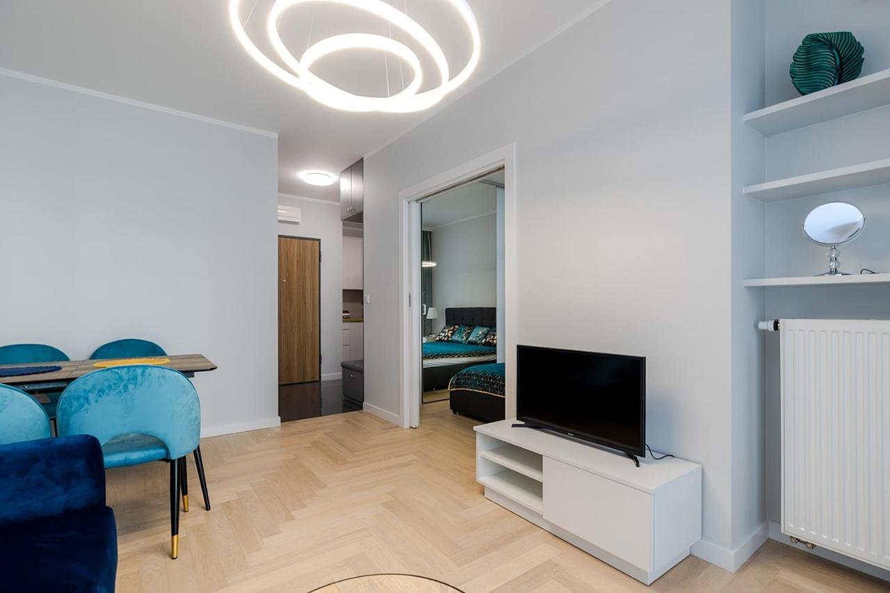 Wola Luxe Apartment Warschau Buitenkant foto