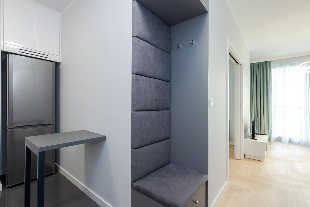 Wola Luxe Apartment Warschau Buitenkant foto
